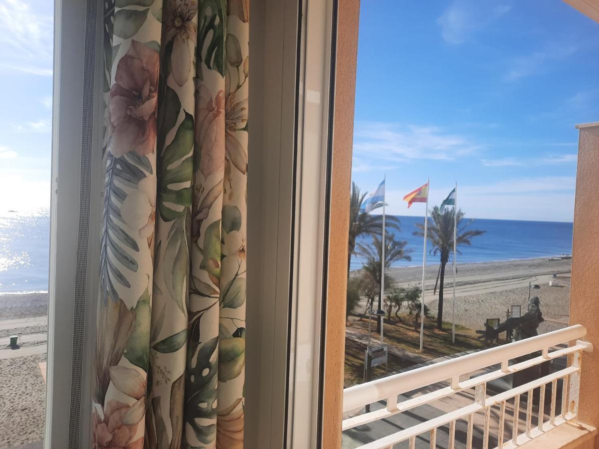 Primera Linea De Playa A 10 Min Estepona サン・ルイス・デ・サビニリャス エクステリア 写真